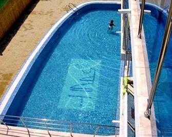 Hotel Nadia - Primorsko - Pool