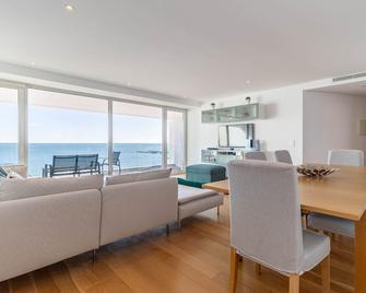 Chervil Green Apartment, Wi-Fi, Garage, Ac, Balcony - Oeiras - Restaurante