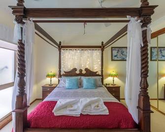 Fairy Wren Cottage Rental Accomodation near Adventure Water Park. - Drysdale - Спальня