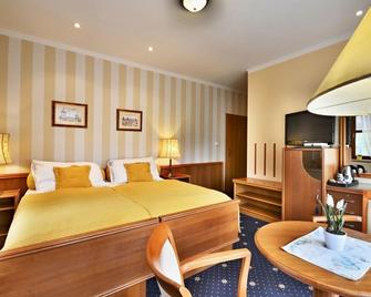 Hotel Villa Conti - Pisek - Slaapkamer