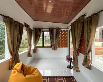 Vimala Hills Brand New Villa 3br - Puncak - Clădire