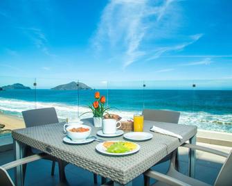 Park Inn By Radisson Mazatlan - מזטלאן - חדר שינה