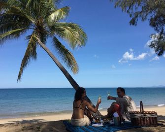 Thala Beach Nature Reserve - Oak Beach