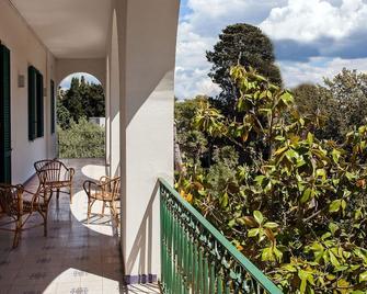 B&B Villa Marta - Taranto - Balkón