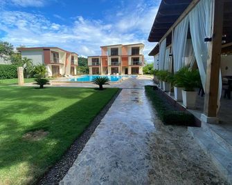 Caribbean Diamond Boutique Hotel - Sosúa - Вигляд зовні