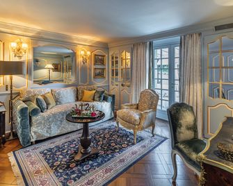 فيلا جاليسي أوتل آند سبا - ريلي آند شاتو - ايكس-أن-بروفانس - غرفة معيشة