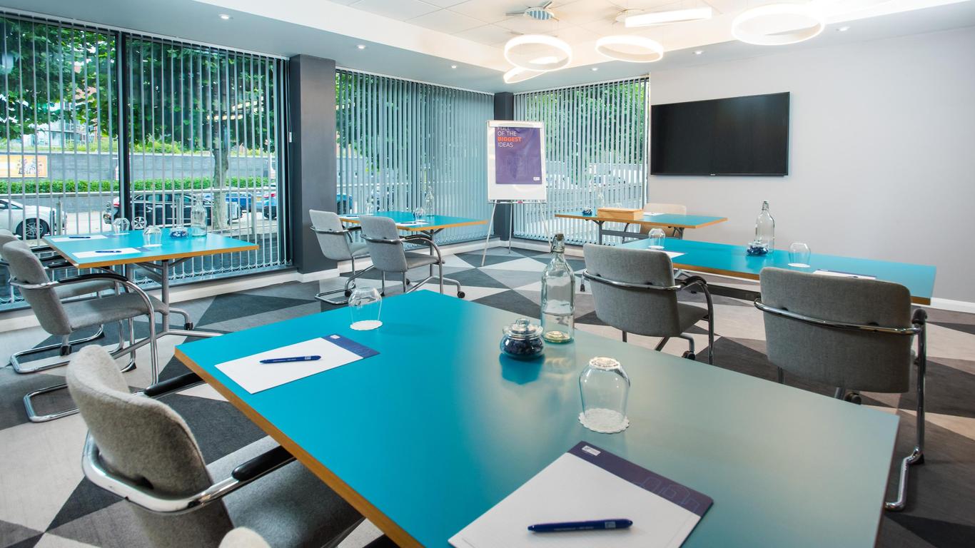 Holiday Inn Express Leeds City Centre - Armouries By IHG