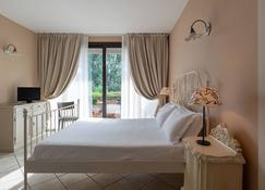 Il Sogno Apartments - Desenzano del Garda - Yatak Odası