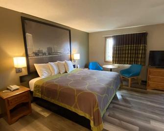 سوبر 8 باي ويندام جرين باي نير ستاديوم - غرين باي - غرفة نوم