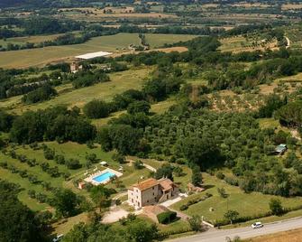 Casale in Teverina - Entire house in countryside - Penna in Teverina - Vista del exterior
