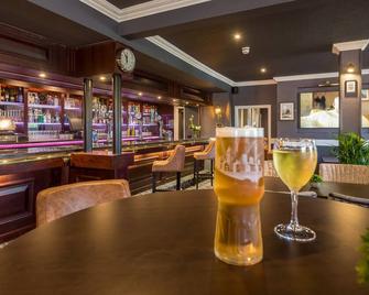 The Devon Hotel - Exeter - Bar