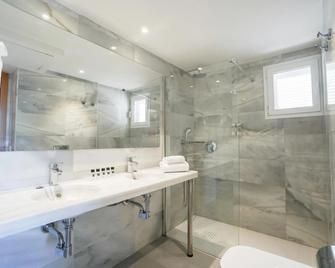 Hotel Millor Sol - Cala Millor - Bathroom