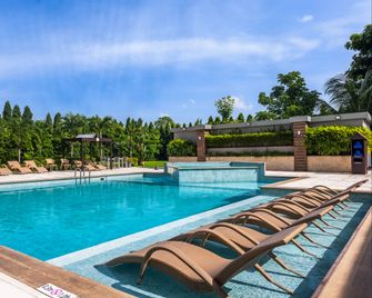 Crowne Plaza Panama Airport By IHG - Tocumen - Piscina