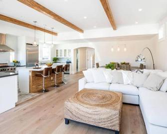 A True Vacation Masterpiece - Corona del Mar - Sala de estar