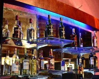 Mara Sun Lodge - Maasai Mara - Bar