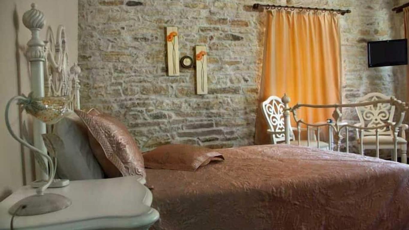 Griffon Hotel
