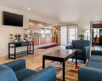 Quality Inn and Suites Limon - Limon - Living room