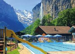 Camping Jungfrau - Lauterbrunnen - Piscina