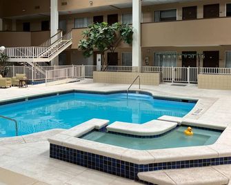 Motel 6 Snyder Tx - Snyder - Pool
