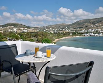 Parian Village Beach Hotel - Adults Only - Parikia - Balcony