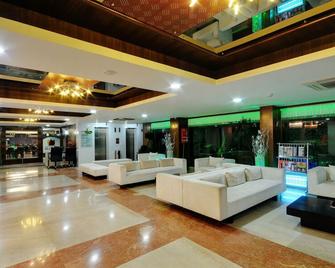 3 By OYO - Nami Residency - Ahmedabad - Lobby