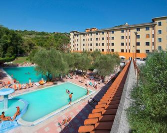Albergo Terme Forlenza - Contursi Terme - Zwembad