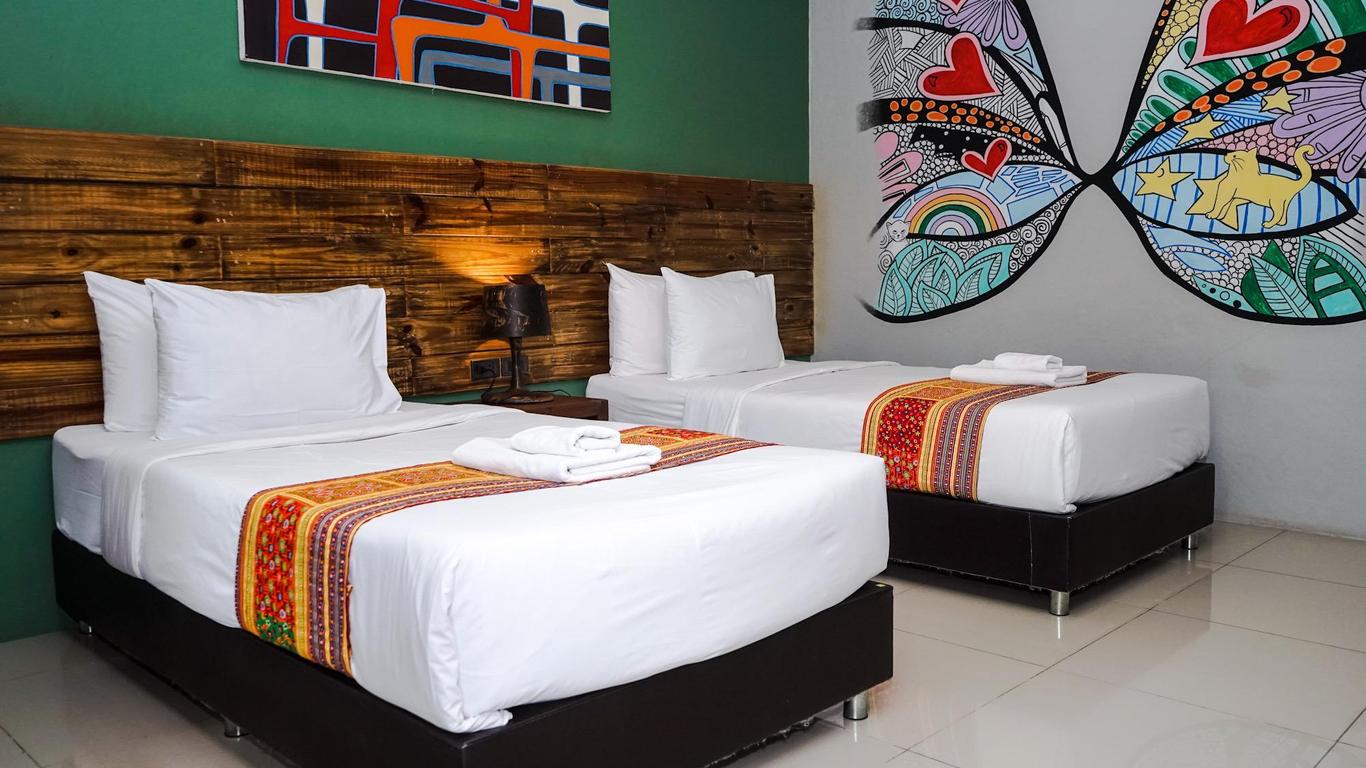 Heuan Pak-Dee Hostel@Gallery