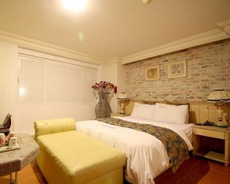 Pohang Sangdodong Ingkaui Jageunmaeul - Pohang - Bedroom