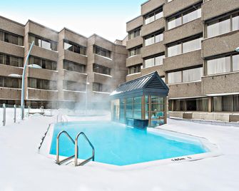 Delta Hotels by Marriott Quebec - קוויבק סיטי - בריכה