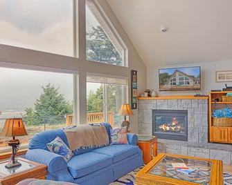 Sandcastle Bluff in Moclips - Moclips - Living room
