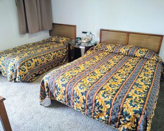 Davis Motel - North Lima