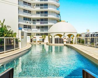 Zanzibar 905, Ocean front 2 bedroom apartment - Maroochydore - Pool