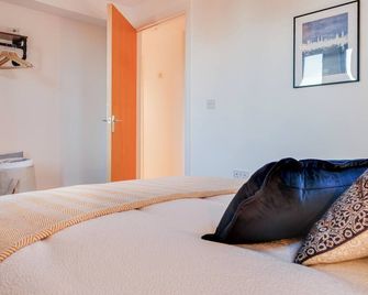 Cherryville Street Apartment - Belfast - Schlafzimmer