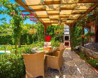 Terra Kaya Villa - Kayaköy - Patio