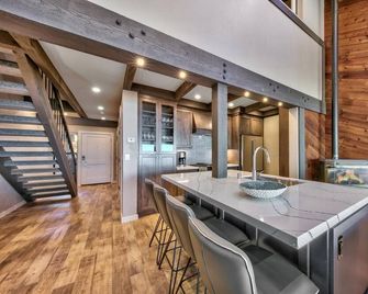 Stunning Lakefront Near Heavenly Llv611 - South Lake Tahoe - Τραπεζαρία