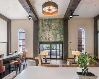 كلاريون إن بايدج - ليك باول - باج - ردهة