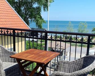 Kivikstrand Badhotell - Kivik - Balkon