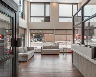 ريد روف بلس + بروكلين - ر د ايفنت - بروكلين - ردهة