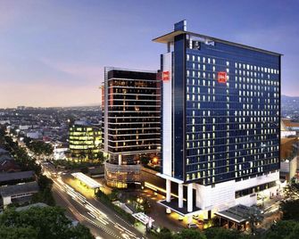 ibis Bandung Trans Studio - Bandung - Gebäude