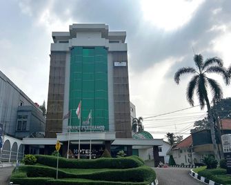Grand Pangrango - Bogor - Gebouw