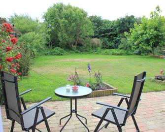 Bluesheep-texel - De Koog - Innenhof