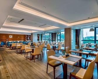 Days Hotel by Wyndham Hunan Changsha Convoy - Changsha - Restaurante