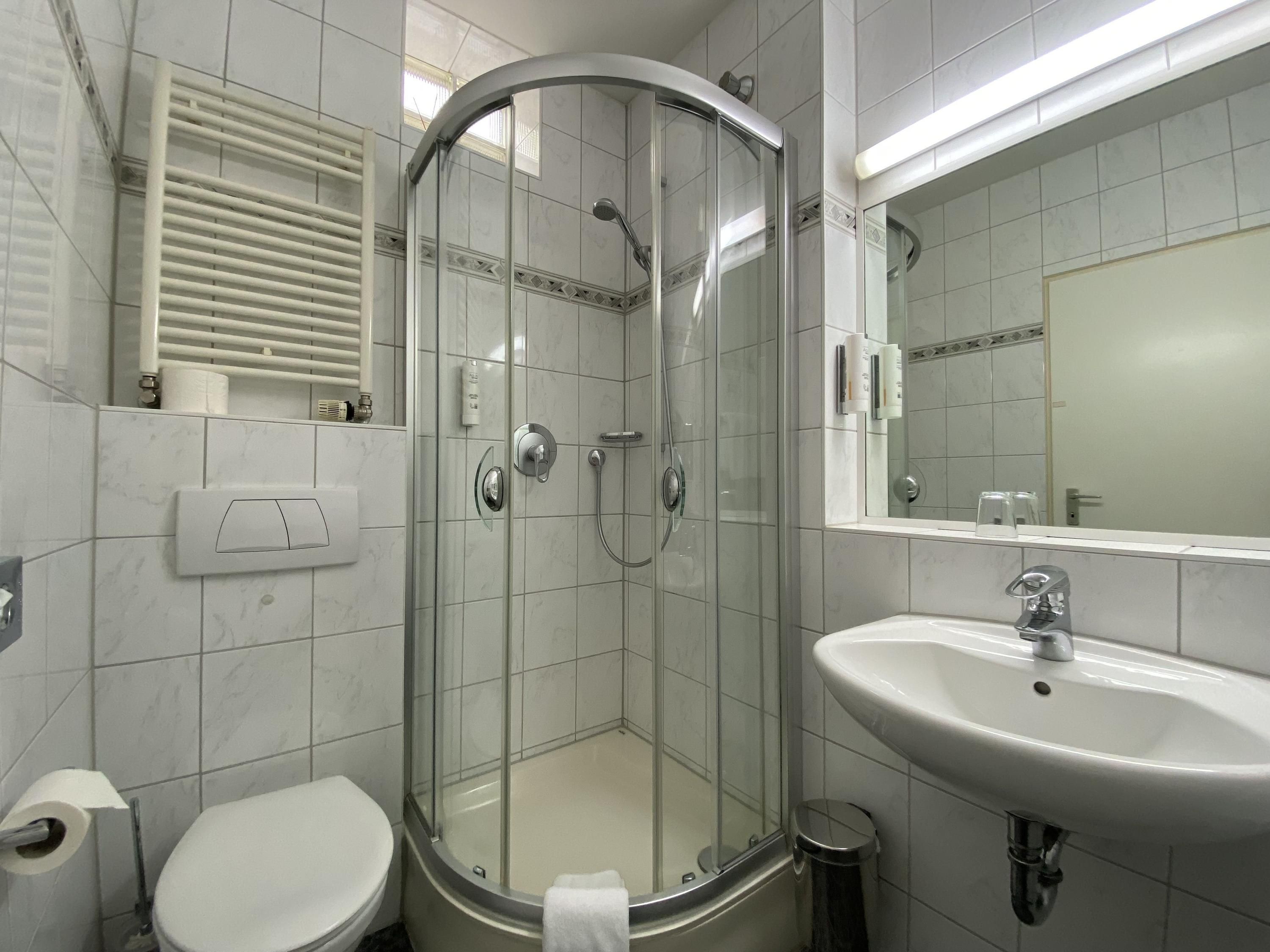 Hotel Hansa - Offenbach am Main - Bathroom