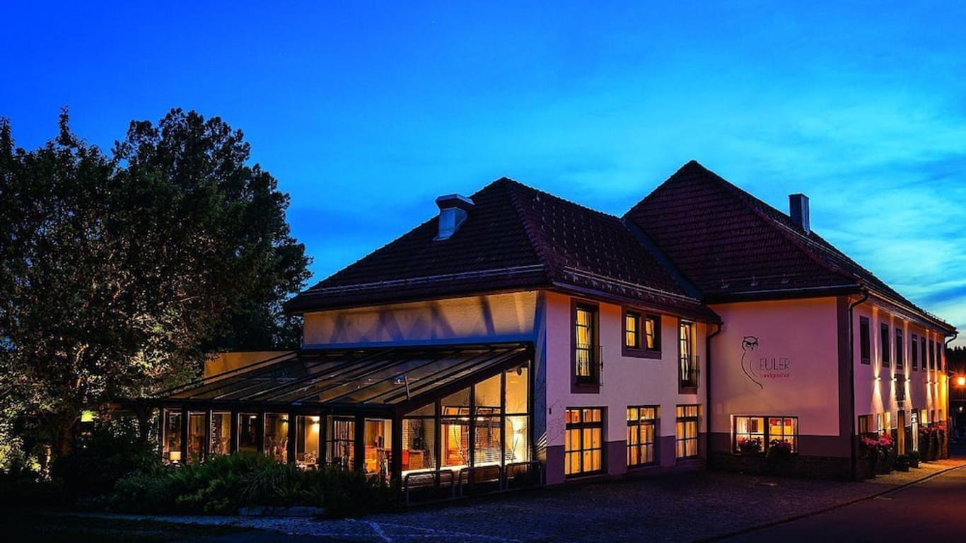 أويلر نويشوناو لاندجاستهوف