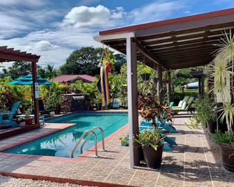 The Luxury Poolhouse, Casa 2 at Casa de Shelley Corozal, Belize - Corozal - Piscina