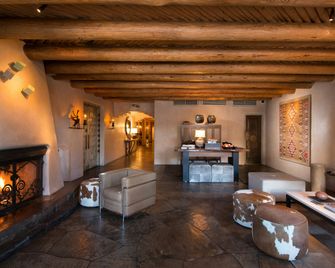 Rosewood Inn Of The Anasazi - Santa Fe - Hành lang