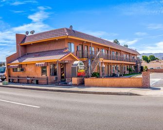 Santa Clarita Motel - Newhall - Bygning