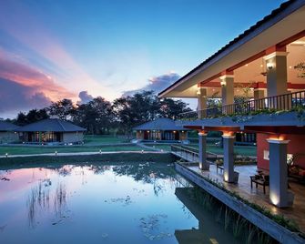 Seerock The King's Domain, Boutique Hotel - Habarana