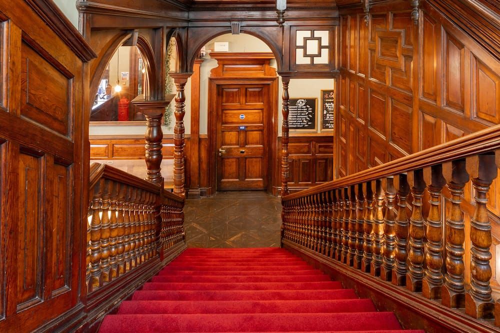 Palmers Lodge Swiss Cottage - London - Stairs