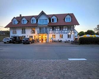 Landhotel & Gaststuben Zum Hasen - Bad Saulgau - Gebouw